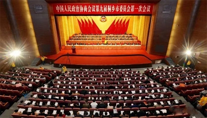 內(nèi)外兼顧，推動(dòng)實(shí)體經(jīng)濟(jì)提質(zhì)增效